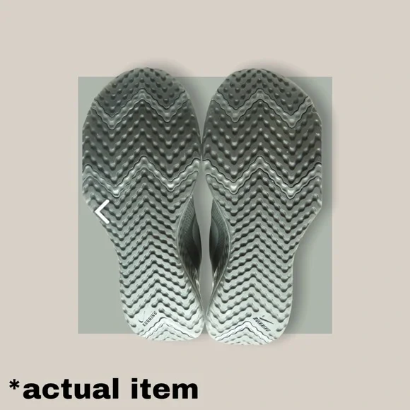 👟 NEW Nike Revolution 5 Shoes - 10 👟 - Picture 10 of 11